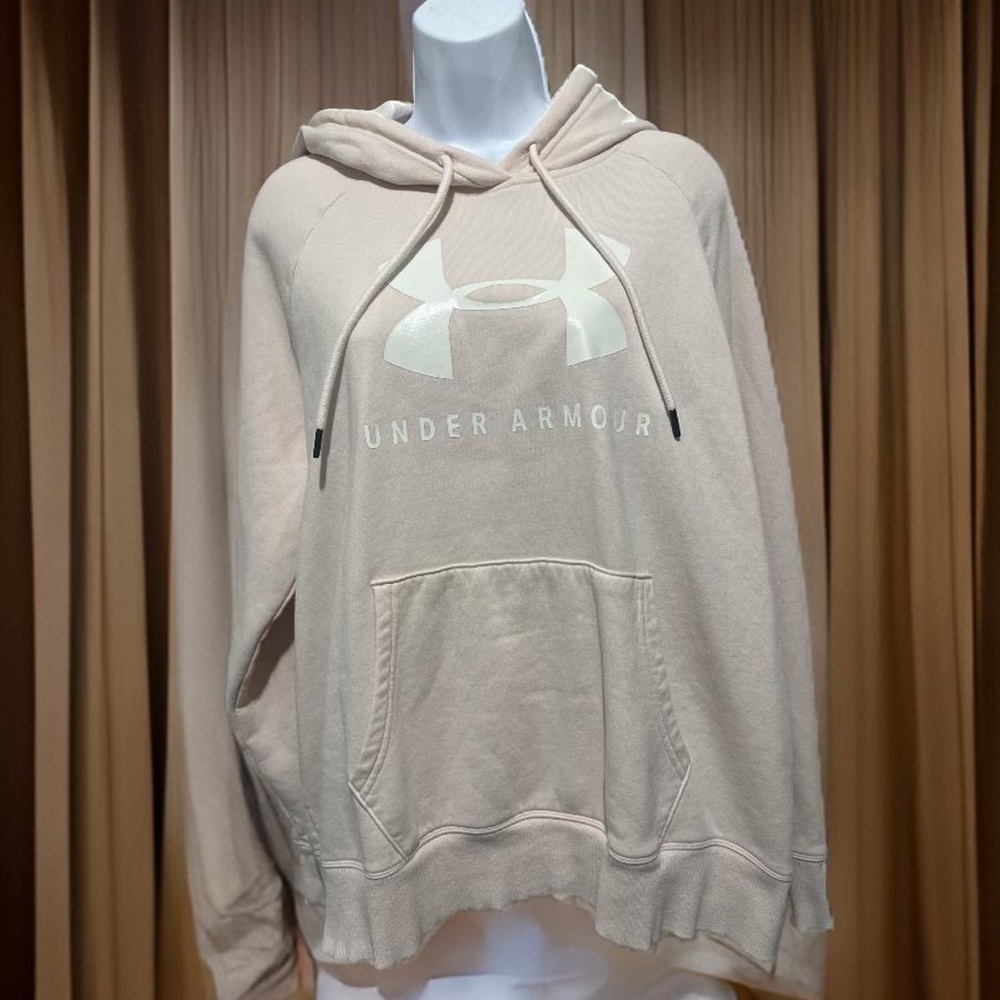 Under Armour Hoodie size Xtra Lrg